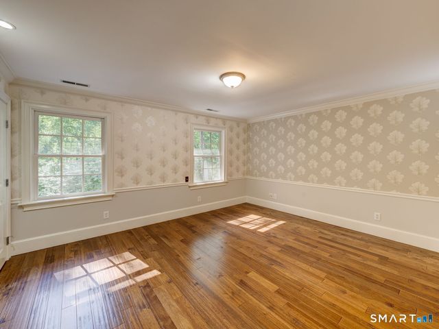 25 Hermit Lane, Westport, CT 06880