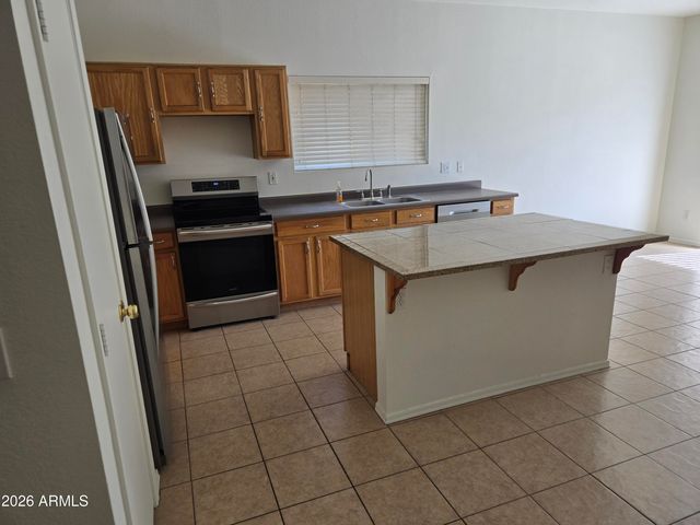 6721 S DANIELSON Way, Chandler, AZ 85249