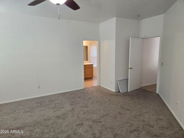 6721 S DANIELSON Way, Chandler, AZ 85249