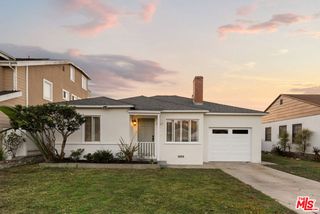 7527 Stewart Avenue, Los Angeles, CA 90045
