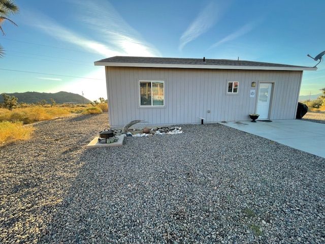 11328 S Kinard Road, Yucca, AZ 86438