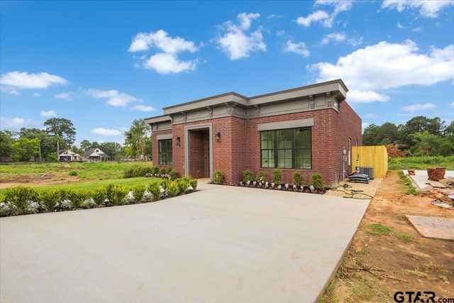 719 Britton, Tyler, TX 75701