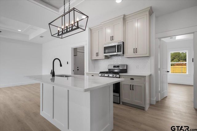 719 Britton, Tyler, TX 75701