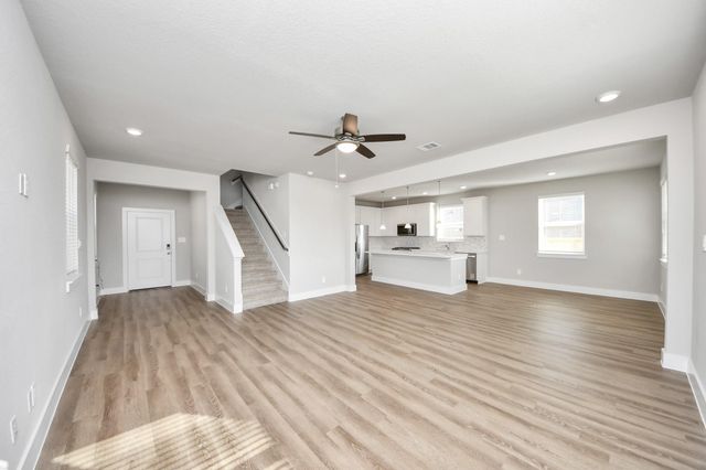 219 Orchard Laurel Drive, Alvin, TX 77511