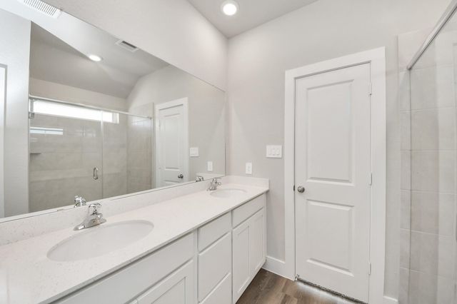 219 Orchard Laurel Drive, Alvin, TX 77511