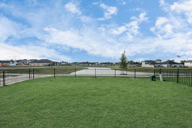 219 Orchard Laurel Drive, Alvin, TX 77511