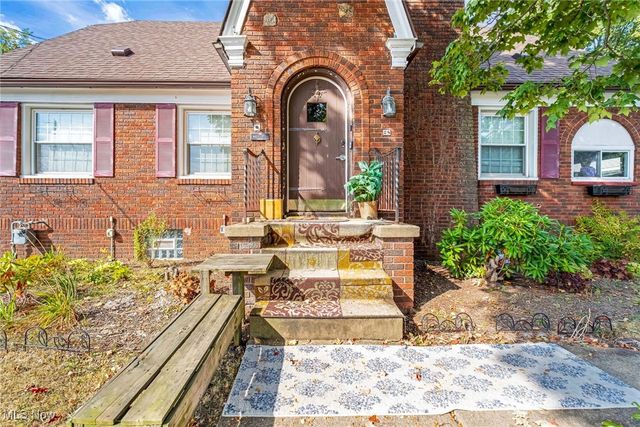 28 Terrace Drive, Youngstown, OH 44512