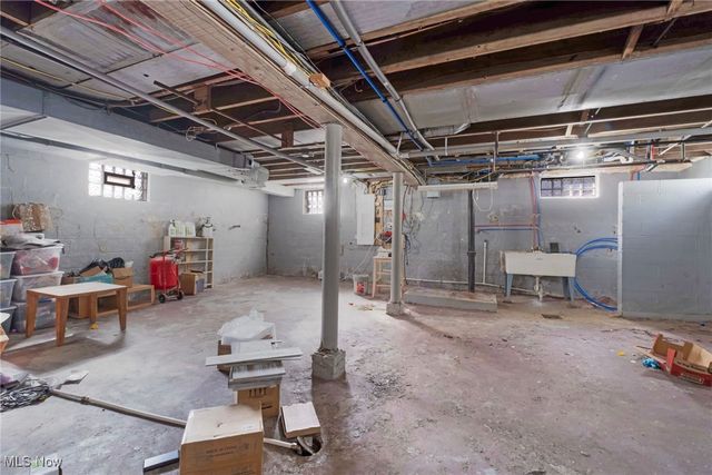 28 Terrace Drive, Youngstown, OH 44512