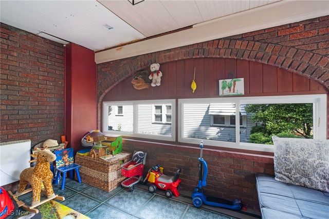 28 Terrace Drive, Youngstown, OH 44512