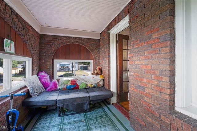 28 Terrace Drive, Youngstown, OH 44512