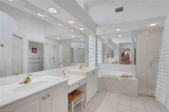 483 Palo Verde DR, Naples, FL 34119