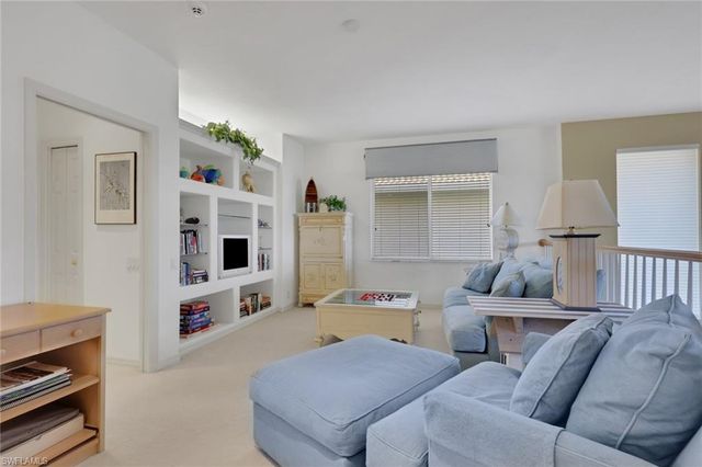 483 Palo Verde DR, Naples, FL 34119