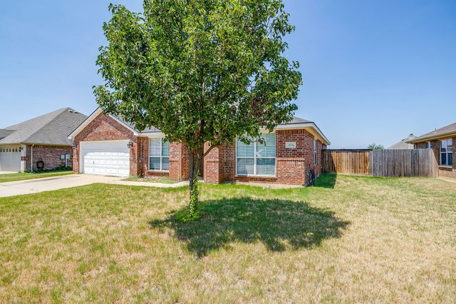 2214 Taylor Drive, Weatherford, TX 76087