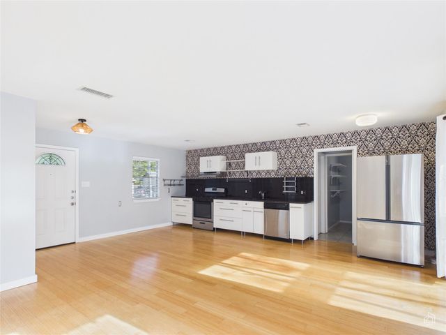 4907 Manchester CIR, Austin, TX 78745