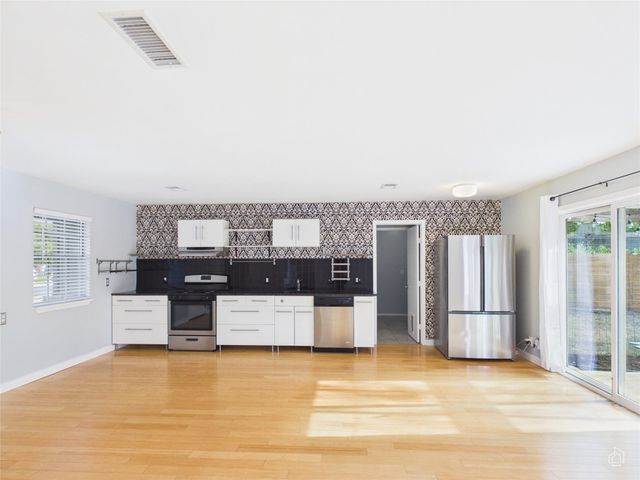 4907 Manchester CIR, Austin, TX 78745