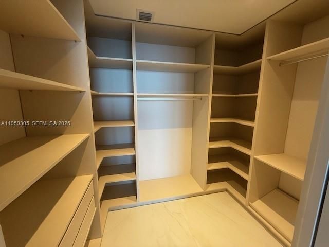 700 NE 24 Street 2803, Miami, FL 33137