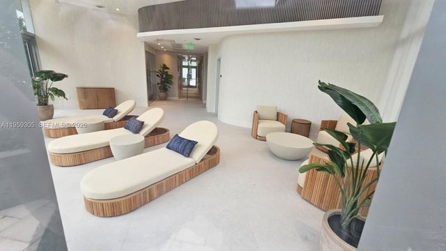 700 NE 24 Street 2803, Miami, FL 33137