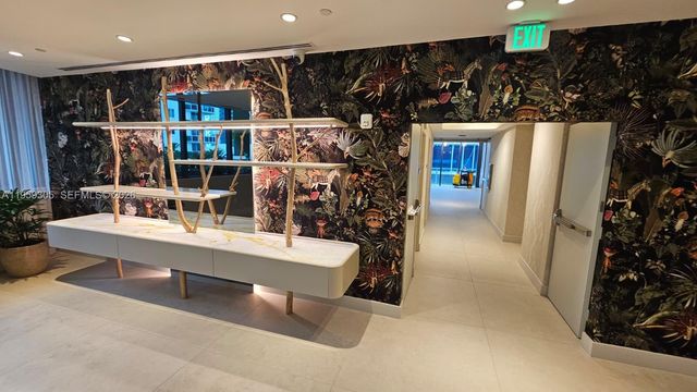 700 NE 24 Street 2803, Miami, FL 33137