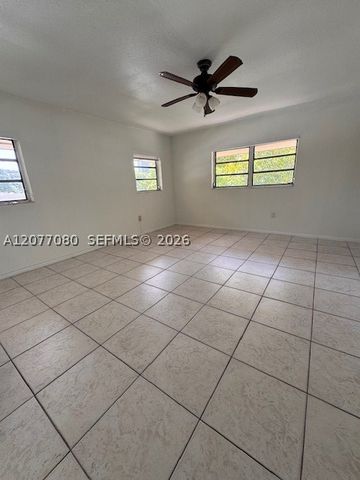 2192 NE 171st St 1, North Miami Beach, FL 33162