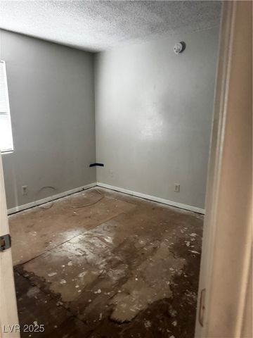 4072 Great Plains Way, Las Vegas, NV 89121