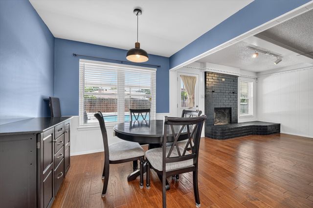 3712 Holly Springs Drive, Fort Worth, TX 76133