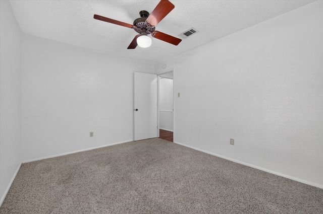 3712 Holly Springs Drive, Fort Worth, TX 76133