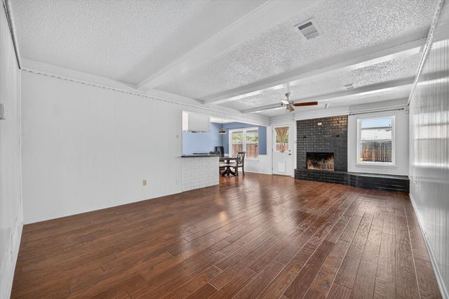 3712 Holly Springs Drive, Fort Worth, TX 76133