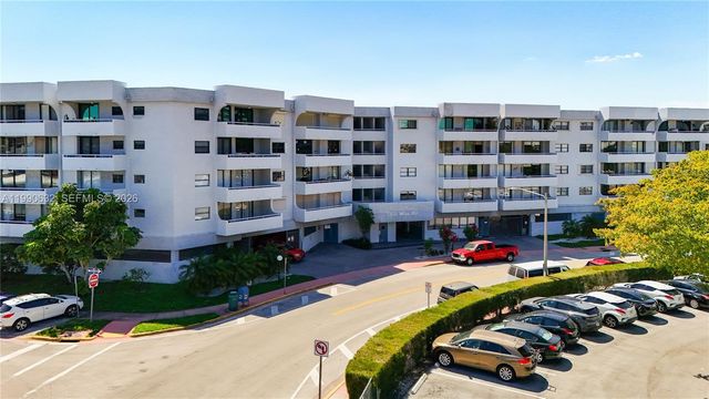 7300 Wayne Ave 211, Miami Beach, FL 33141