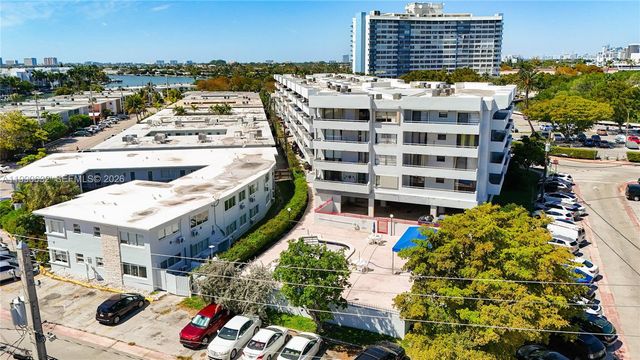 7300 Wayne Ave 211, Miami Beach, FL 33141