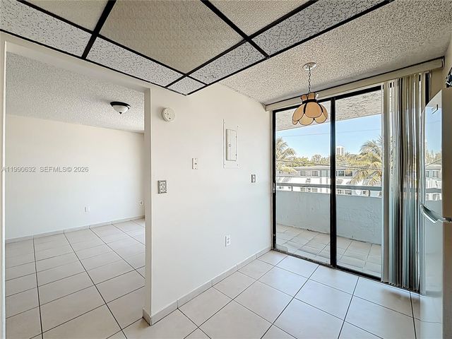 7300 Wayne Ave 211, Miami Beach, FL 33141