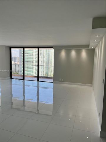 19707 Turnberry Way 24A, Aventura, FL 33180