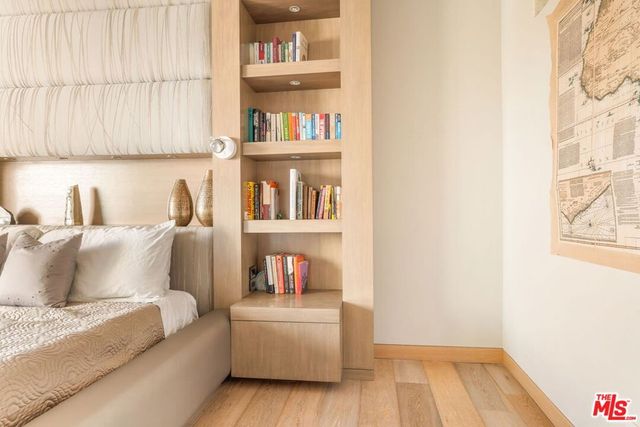 1155 N La Cienega Boulevard 502, West Hollywood, CA 90069