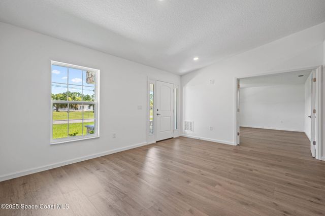 288 Lafleur Street, Palm Bay, FL 32908