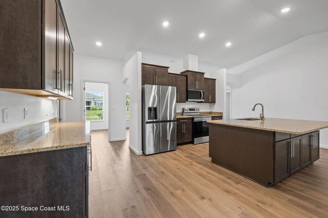 288 Lafleur Street, Palm Bay, FL 32908