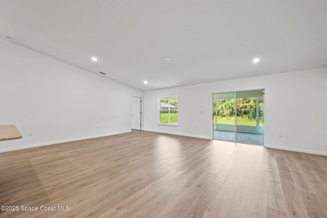 288 Lafleur Street, Palm Bay, FL 32908