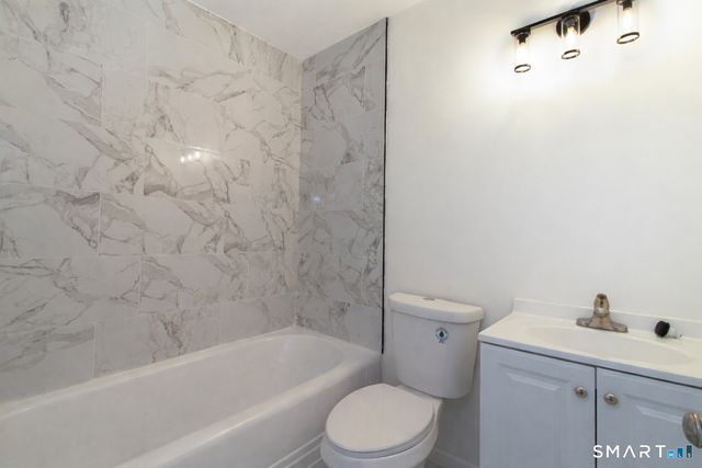 33 Julian Terrace, Norwich, CT 06360