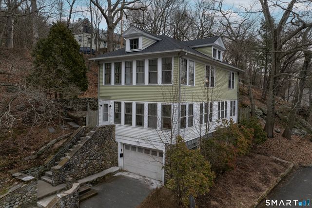 33 Julian Terrace, Norwich, CT 06360