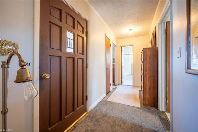 5102 Vogler Road, Pfafftown, NC 27040