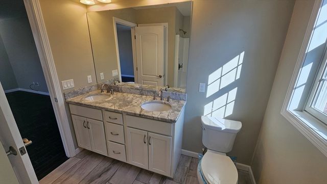 175 Fiberloid, Springfield, MA 01151