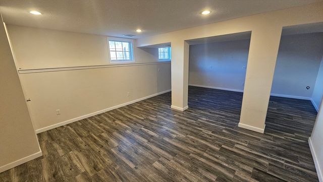 175 Fiberloid, Springfield, MA 01151