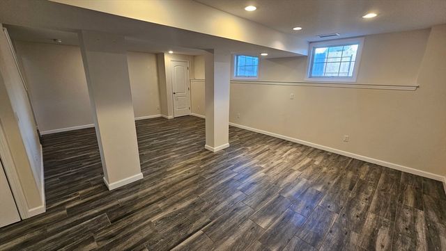 175 Fiberloid, Springfield, MA 01151