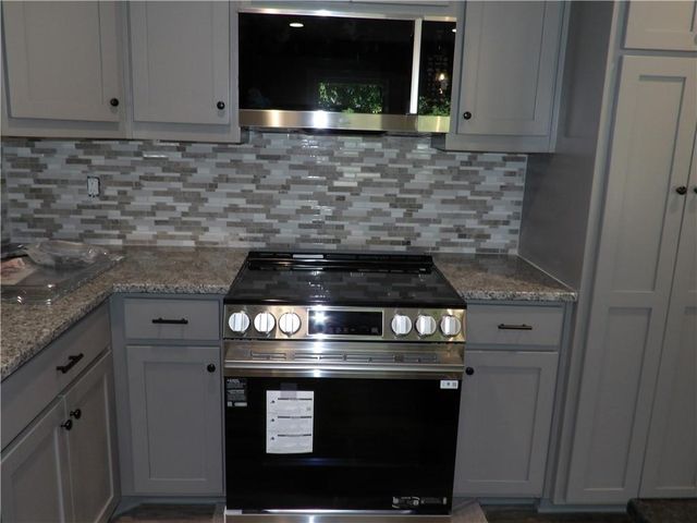 1103 S Olive Street, Holden, MO 64040