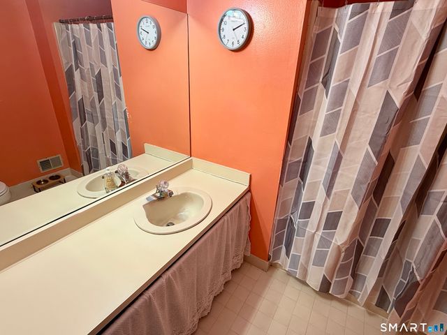143 Spyglass Court 143, Torrington, CT 06790