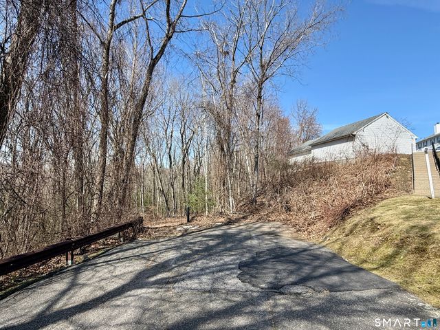 143 Spyglass Court 143, Torrington, CT 06790