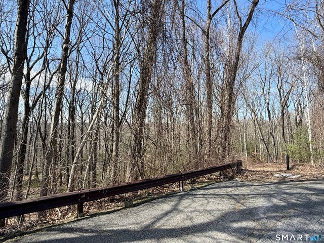 143 Spyglass Court 143, Torrington, CT 06790