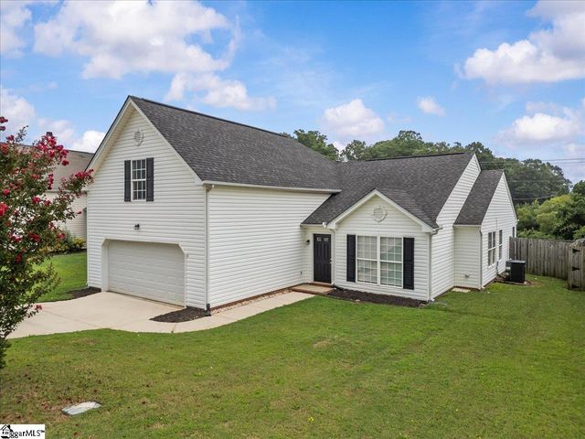 212 Clay Thorn Court, Greer, SC 29651