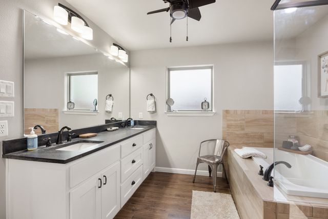 208 N Oak Lane, Tolar, TX 76476