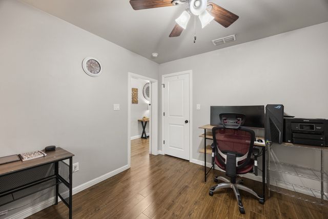 208 N Oak Lane, Tolar, TX 76476