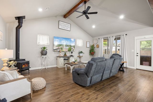 208 N Oak Lane, Tolar, TX 76476