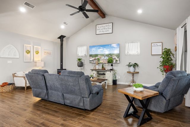 208 N Oak Lane, Tolar, TX 76476